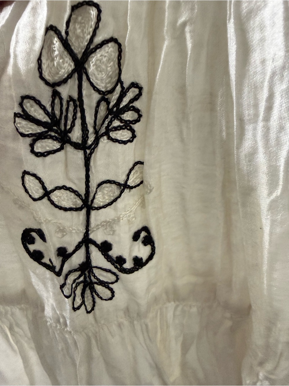 Young Threads Boho Embroidered Tiered Maxi Skirt โ White NWT LG - Picture 6 of 8